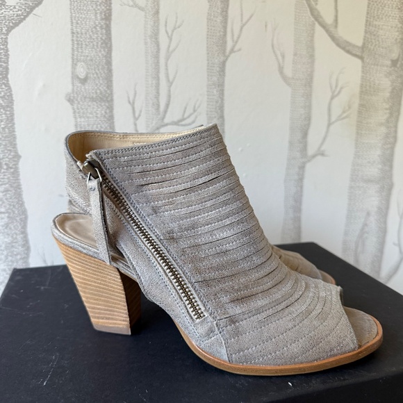 Paul Green ‘Cayanne’ Peep Toe Sandal Smoke Gray/Silver Leather Heel Size 7.5 - Picture 3 of 6